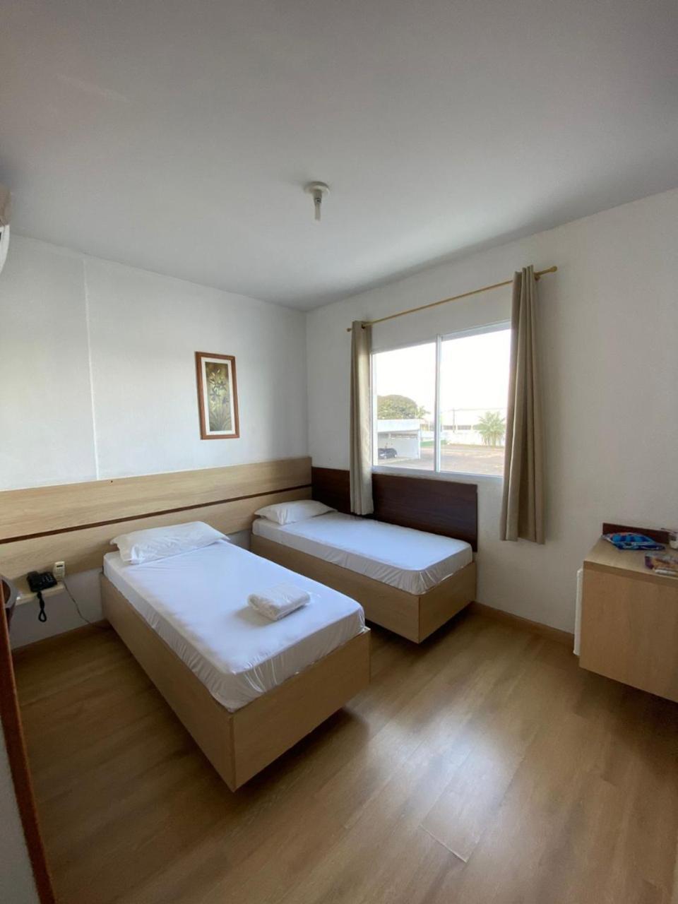 Hotel Rota Do Sol ปาโตรซินิโอ ภายนอก รูปภาพ